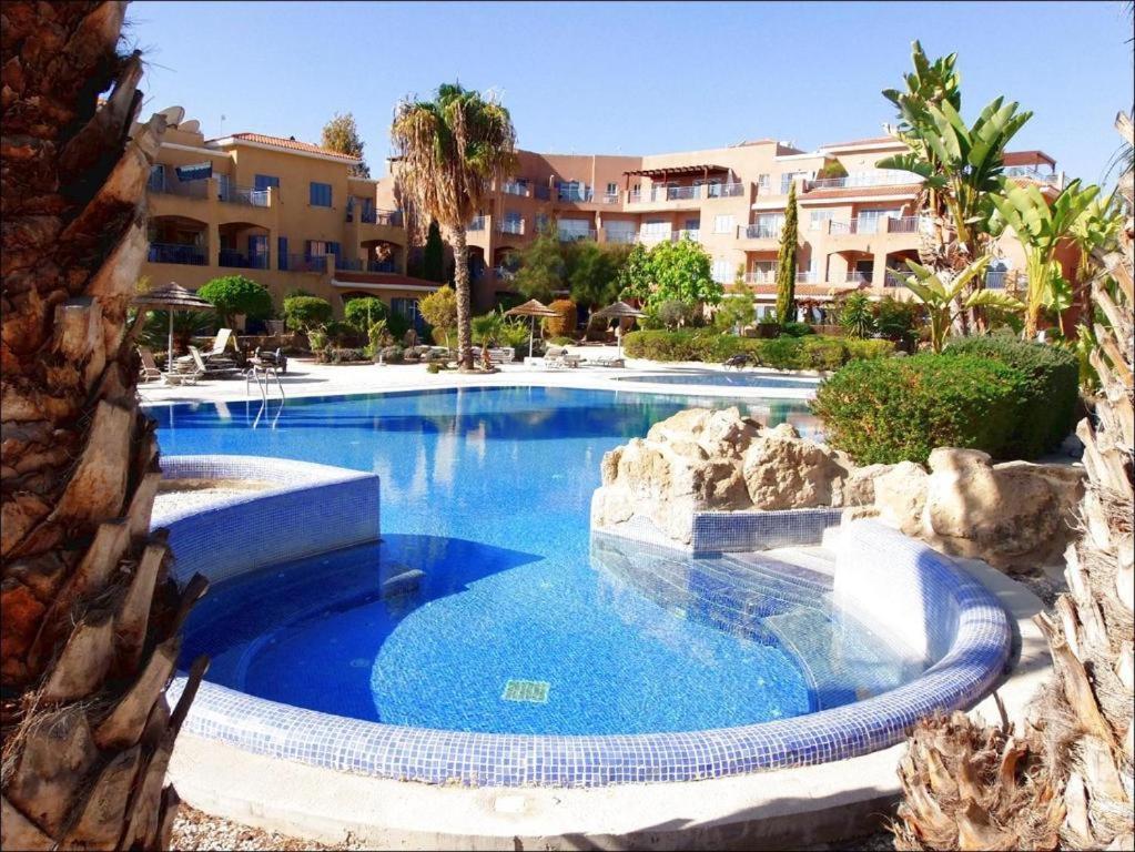 Apartmán Limnaria Gardens B Paphos Exteriér fotografie
